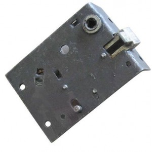 Замок дверей ЮМЗ (правий) 45-6709010