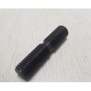 Шпилька довантажувача ЮМЗ (М16х1.5х45)